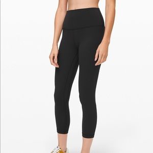 Lululemon 23” aligns